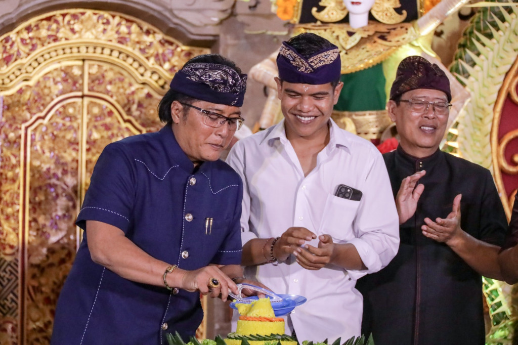 Bupati Giri Prasta Hadiri Puncak HUT ST. Kartika Krama Duta Yowana Ke-53